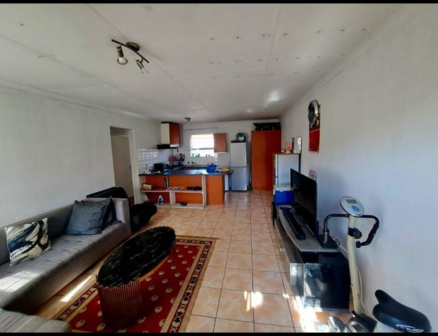 3 BEDROOM APARTMENT FOR SALE IN DIE HOEWES